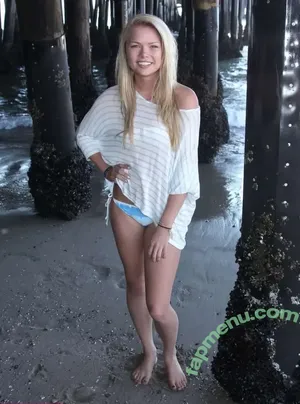 Kelli Goss / kelligoss nude photo #0031