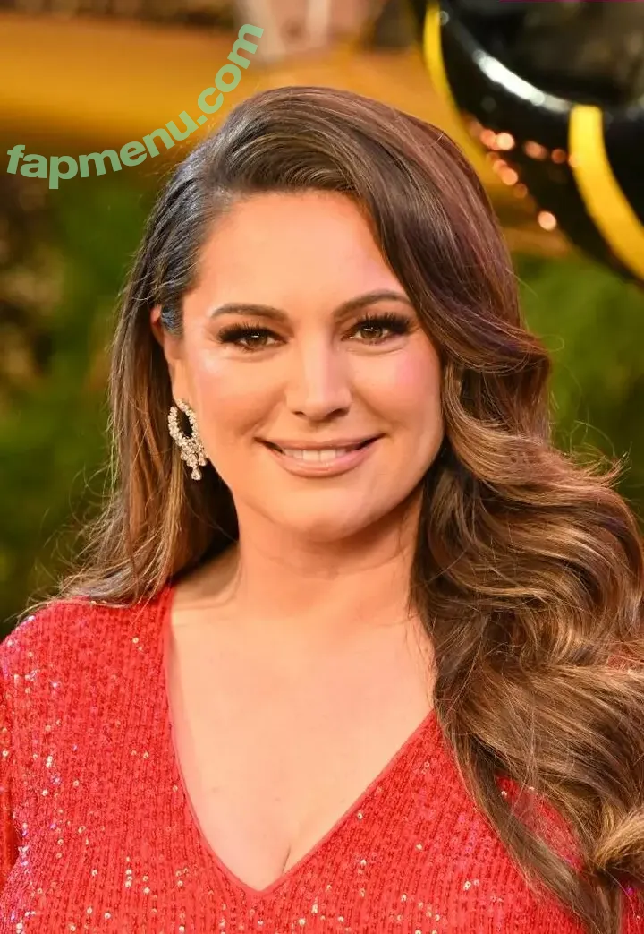 Kelly Brook nude photo #1664 (IAMKELLYBROOK / iamkb)