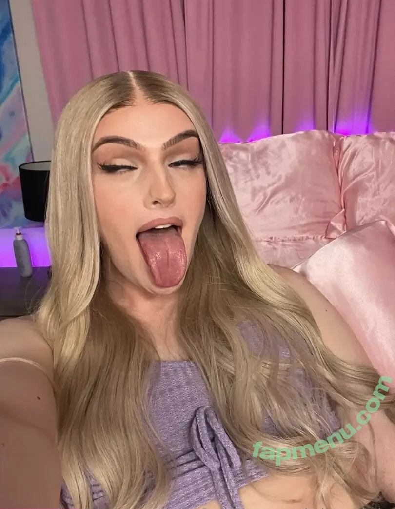 kellycocksin nude photo #0005 (kellysocksin)