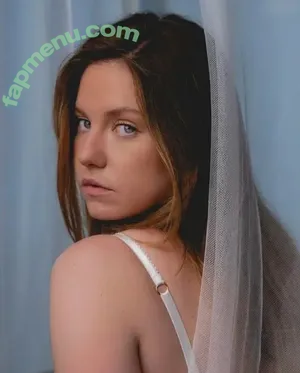 KellyMissesvlog / ajandkelz nude photo #0008