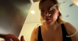 KellyMissesvlog / ajandkelz nude photo #0574