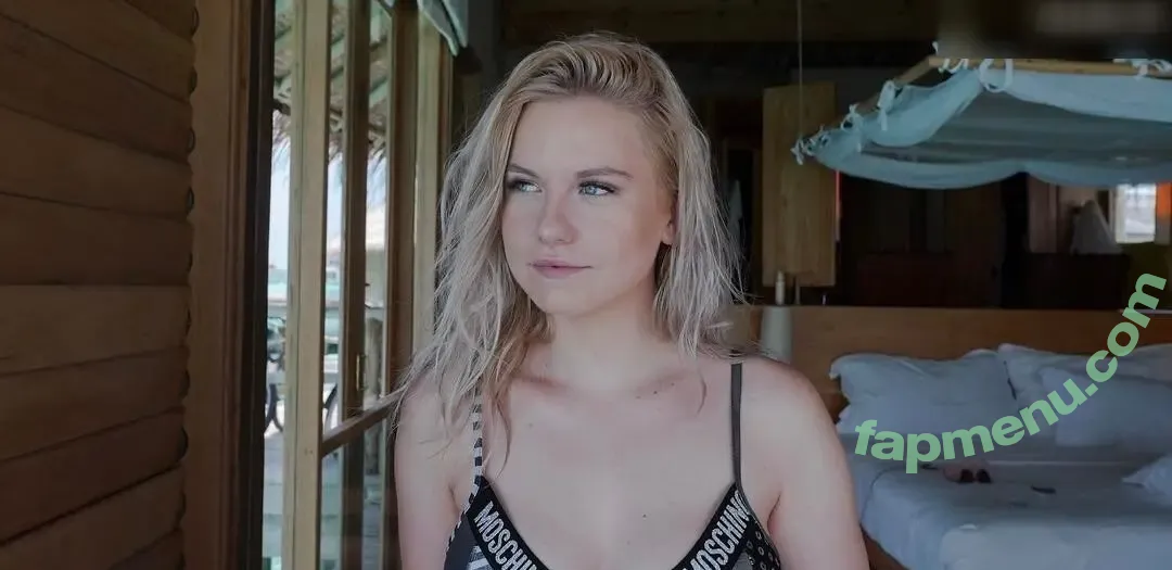 KellyMissesvlog nude photo #0012 (ajandkelz)