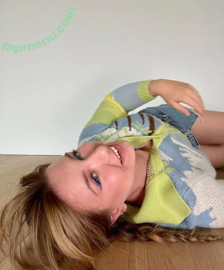 KellyMissesvlog nude photo #0091 (ajandkelz)