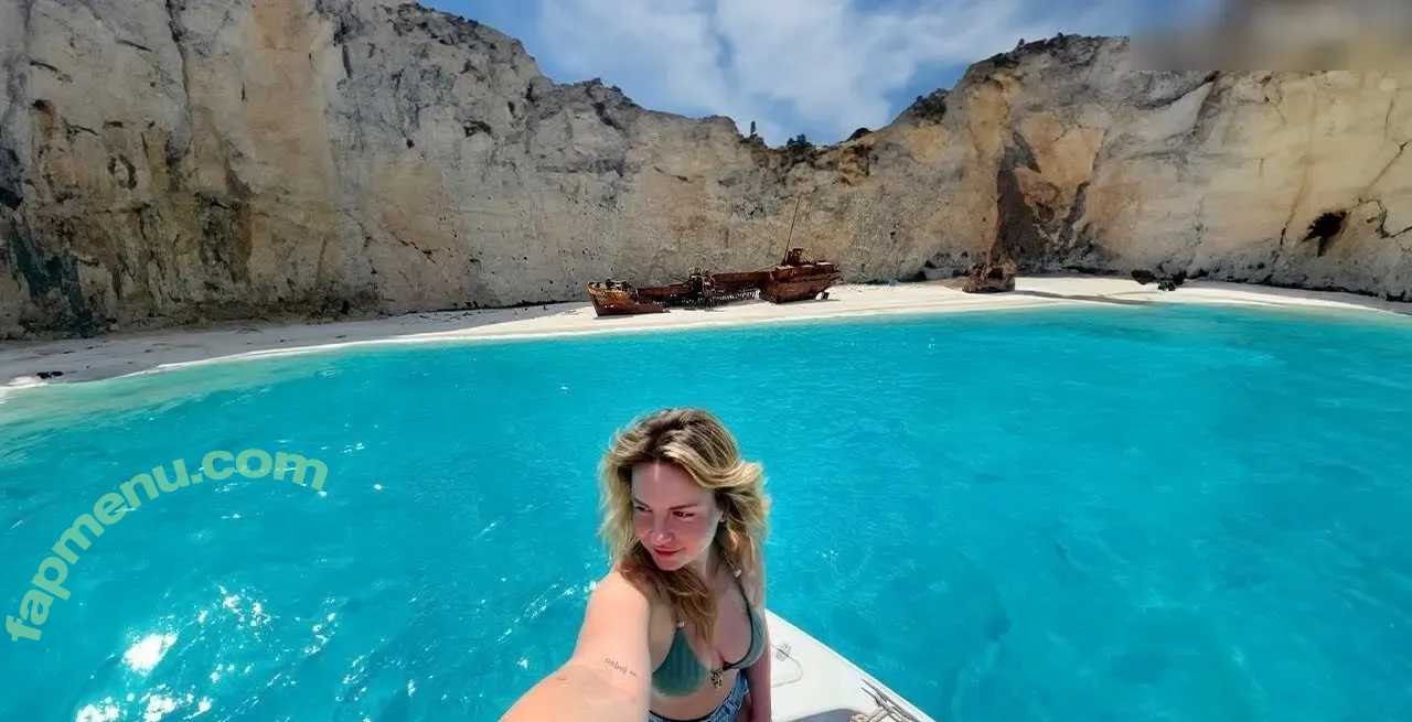 KellyMissesvlog nude photo #0099 (ajandkelz)