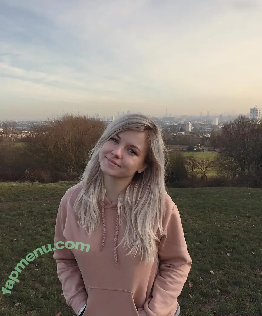 KellyMissesvlog nude photo #0101 (ajandkelz)