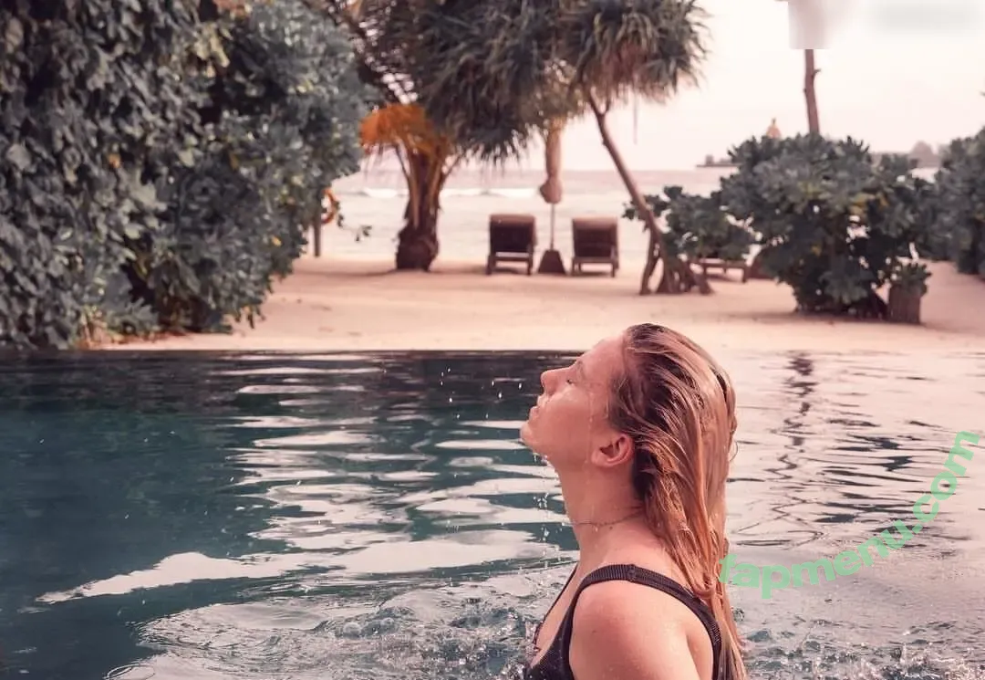 KellyMissesvlog nude photo #0208 (ajandkelz)