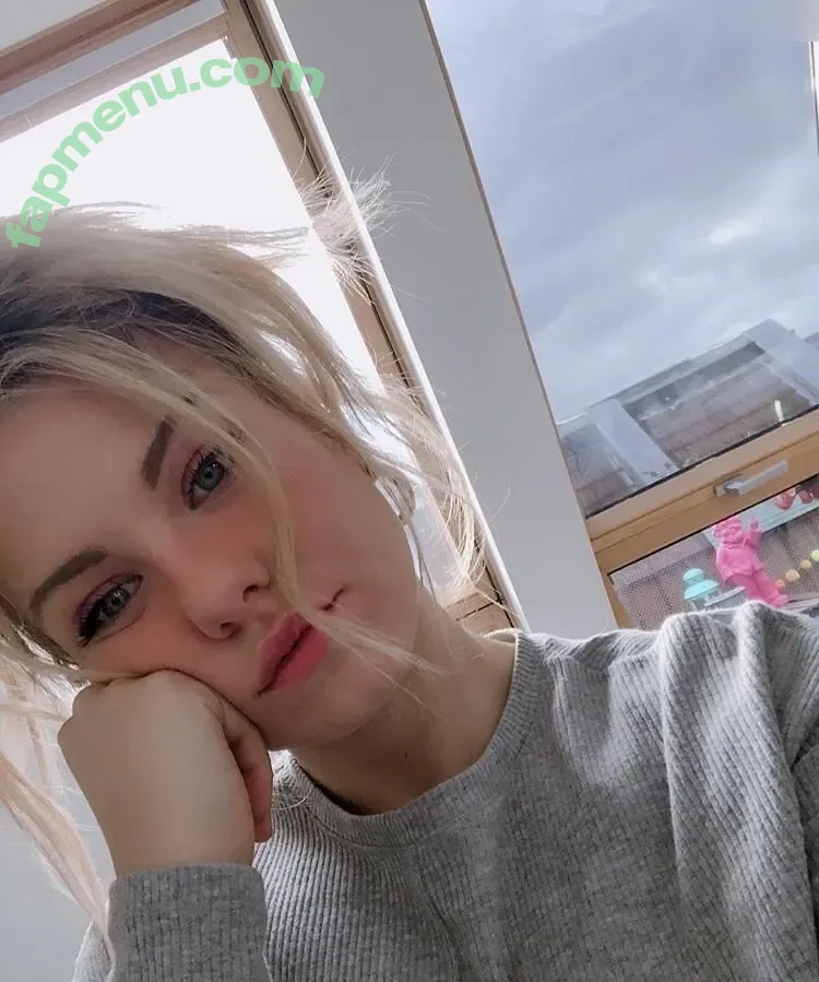 KellyMissesvlog nude photo #0215 (ajandkelz)