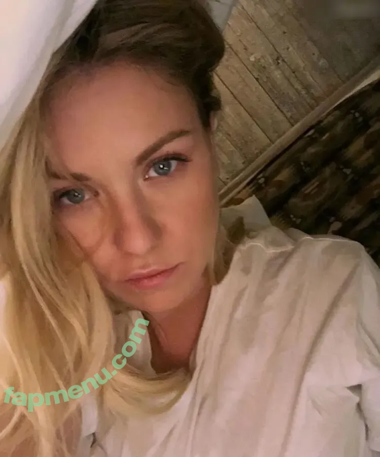 KellyMissesvlog nude photo #0224 (ajandkelz)