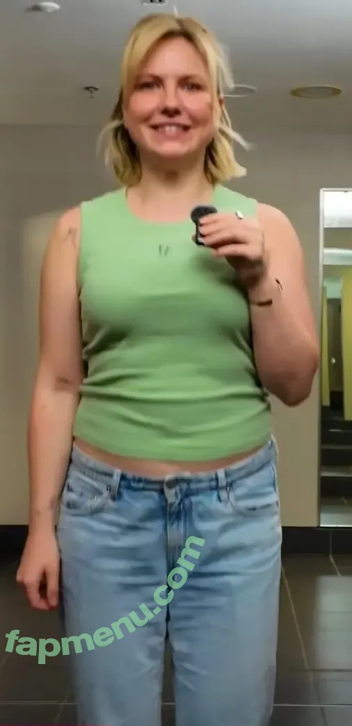 KellyMissesvlog nude photo #0585 (ajandkelz)