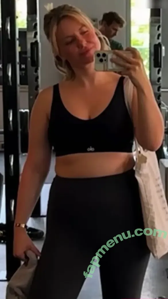 KellyMissesvlog nude photo #0587 (ajandkelz)