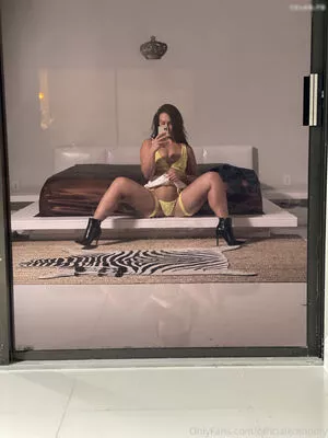 Kelsi Monroe / ficialkmbooty / officialkmbooty / officialkmig2 nude photo #1084