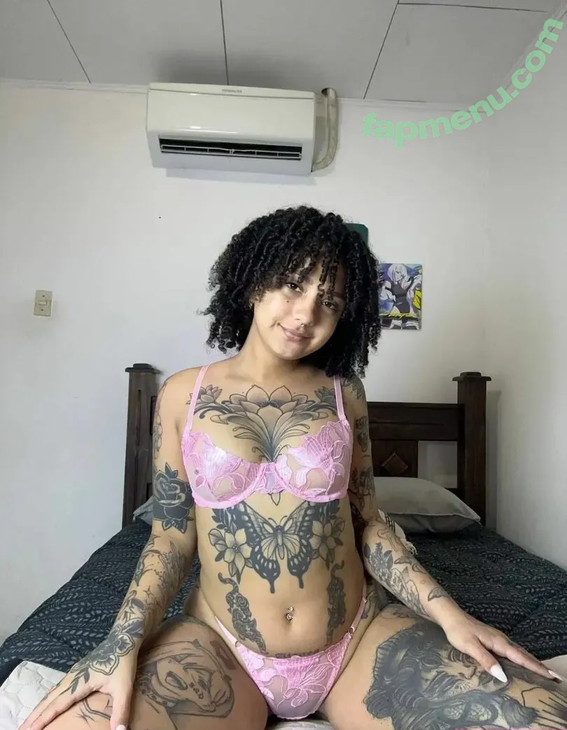 Kembly Guerrero nude photo #0003 (Rizosmusee)
