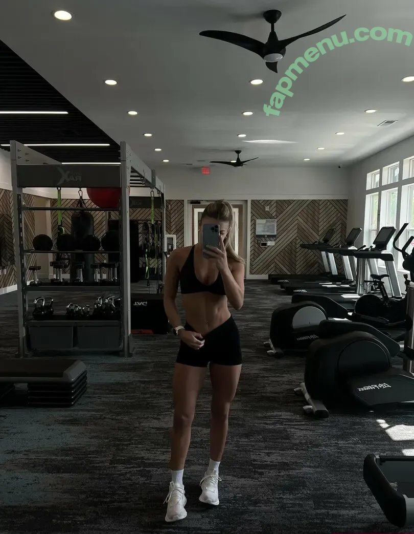 Kendal Grey nude photo #0029 (Peyton Prussin / kendalgreywwe)