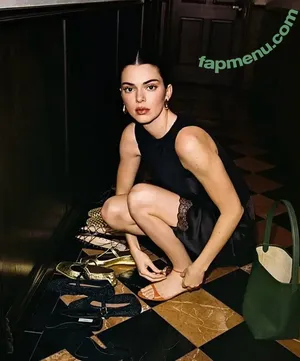 Kendall Jenner / KendallJenner nude photo #4711