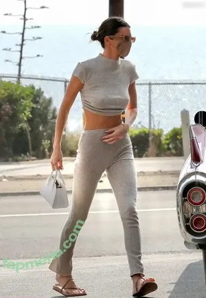 Kendall Jenner / KendallJenner nude photo #4738