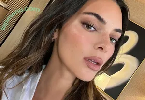 Kendall Jenner / KendallJenner nude photo #4752
