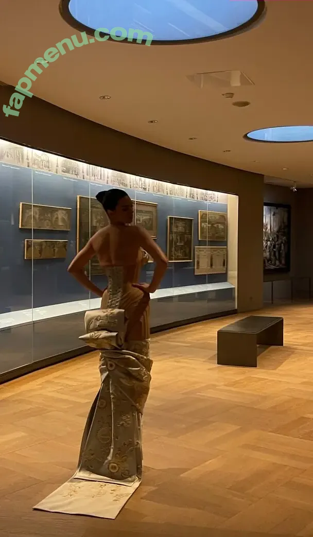 Kendall Jenner nude photo #4461 (KendallJenner)