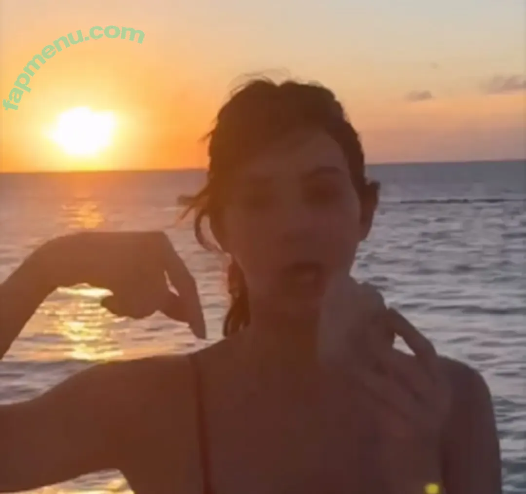 Kendall Jenner nude photo #4998 (KendallJenner)