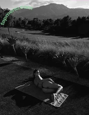 Kendall Jenner / KendallJenner nude photo #5020
