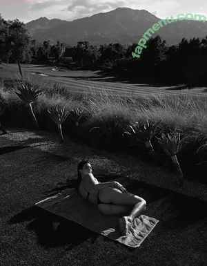 Kendall Jenner / KendallJenner nude photo #5022