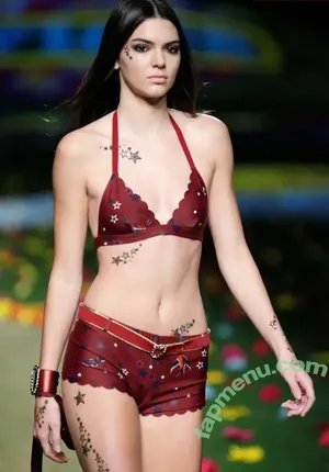 Kendall Jenner / KendallJenner nude photo #5078