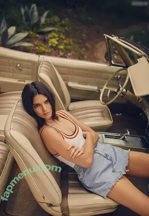 Kendall Jenner / KendallJenner nude photo #5235