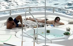 Kendall Jenner / KendallJenner nude photo #5240