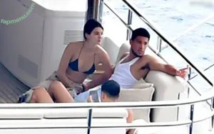 Kendall Jenner / KendallJenner nude photo #5247