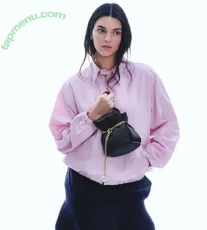 Kendall Jenner / KendallJenner nude photo #5277