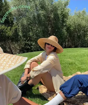 Kendall Jenner / KendallJenner nude photo #5298