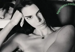  nude photo #0005