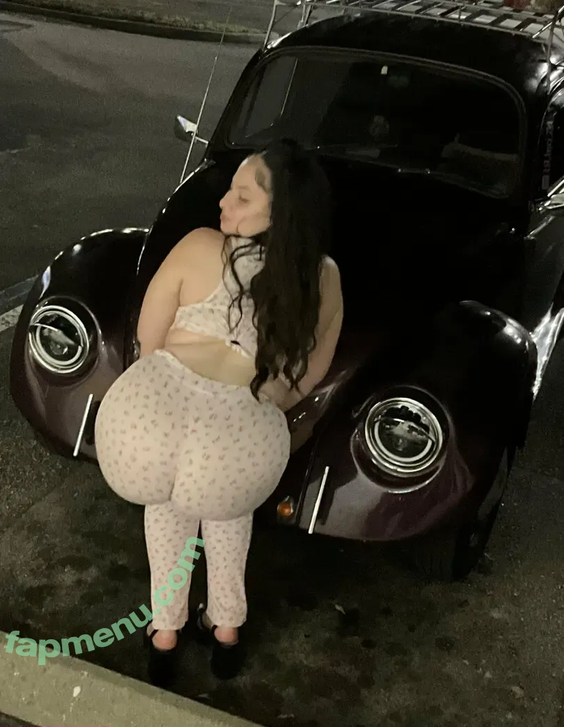 Kenisha Garcia nude photo #0036 (kenishafineasf / thick_gurl101)