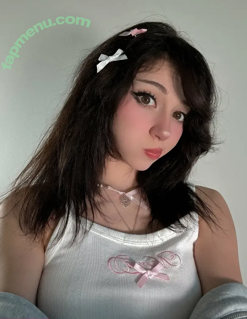 Kennakins nude photo #0133 (kenna.kins)