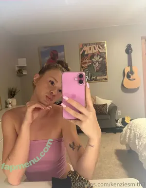 Kenziesmithh / Kenziesmith3 / kenziesmitthh nude photo #0004