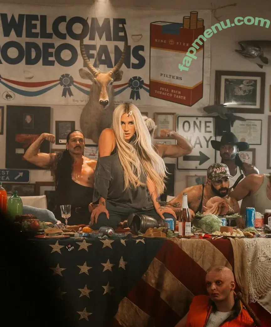 Kesha nude photo #0467 (iiswhoiis / wildgirl16)