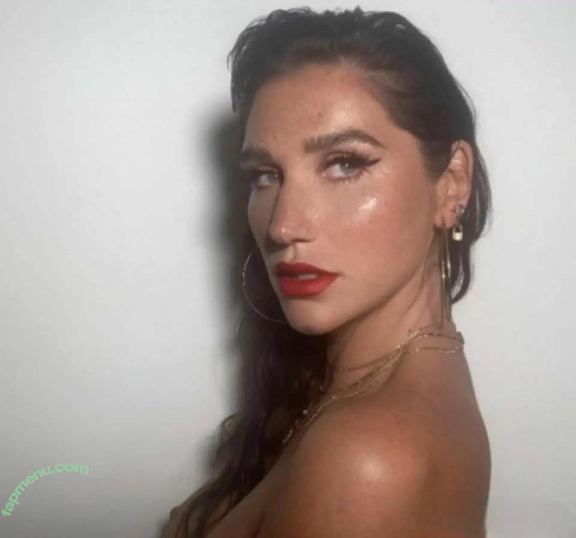 KeshaRose nude photo #0379 (KeshaRose)
