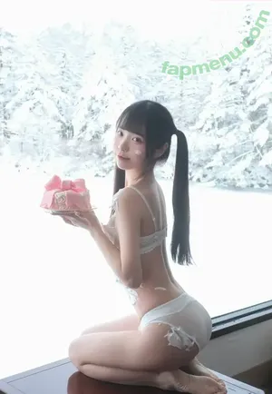 Kexuanw / winter131402 / 可可小白兔 nude photo #0045