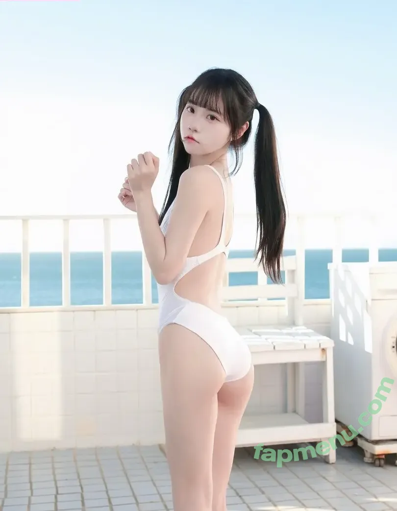 Kexuanw nude photo #0010 (winter131402 / 可可小白兔)