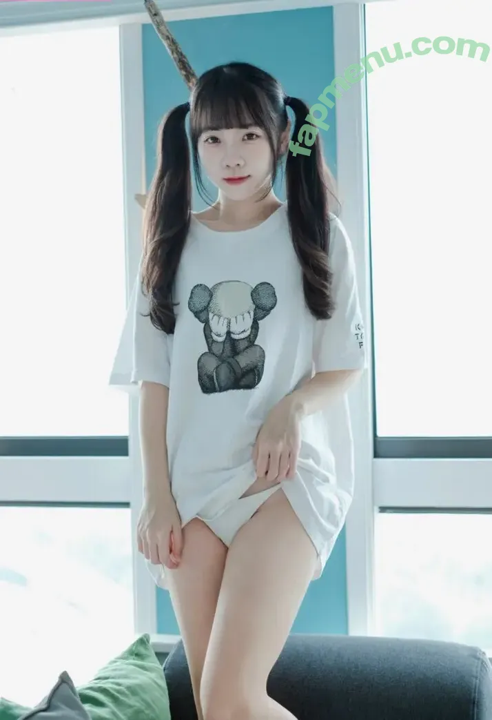 Kexuanw nude photo #0063 (winter131402 / 可可小白兔)