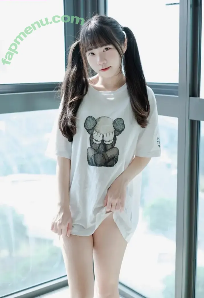 Kexuanw nude photo #0070 (winter131402 / 可可小白兔)