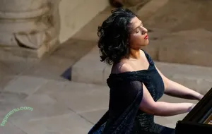 Khatia Buniatishvili / khatiabuniatishvili nude photo #0182