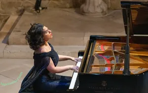 Khatia Buniatishvili / khatiabuniatishvili nude photo #0183