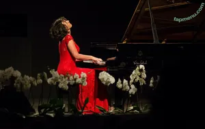 Khatia Buniatishvili / khatiabuniatishvili nude photo #0186