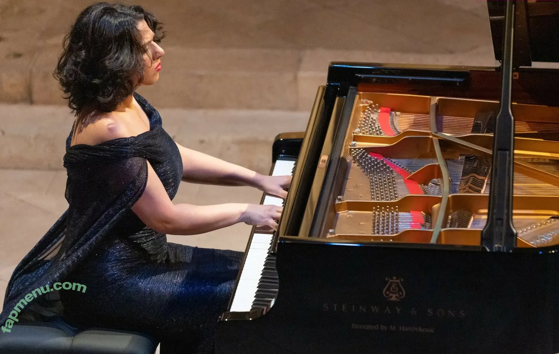 Khatia Buniatishvili nude photo #0184 (khatiabuniatishvili)