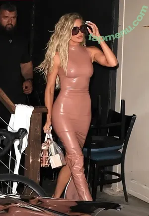 Khloé Kardashian / khloekardashian nude photo #0032