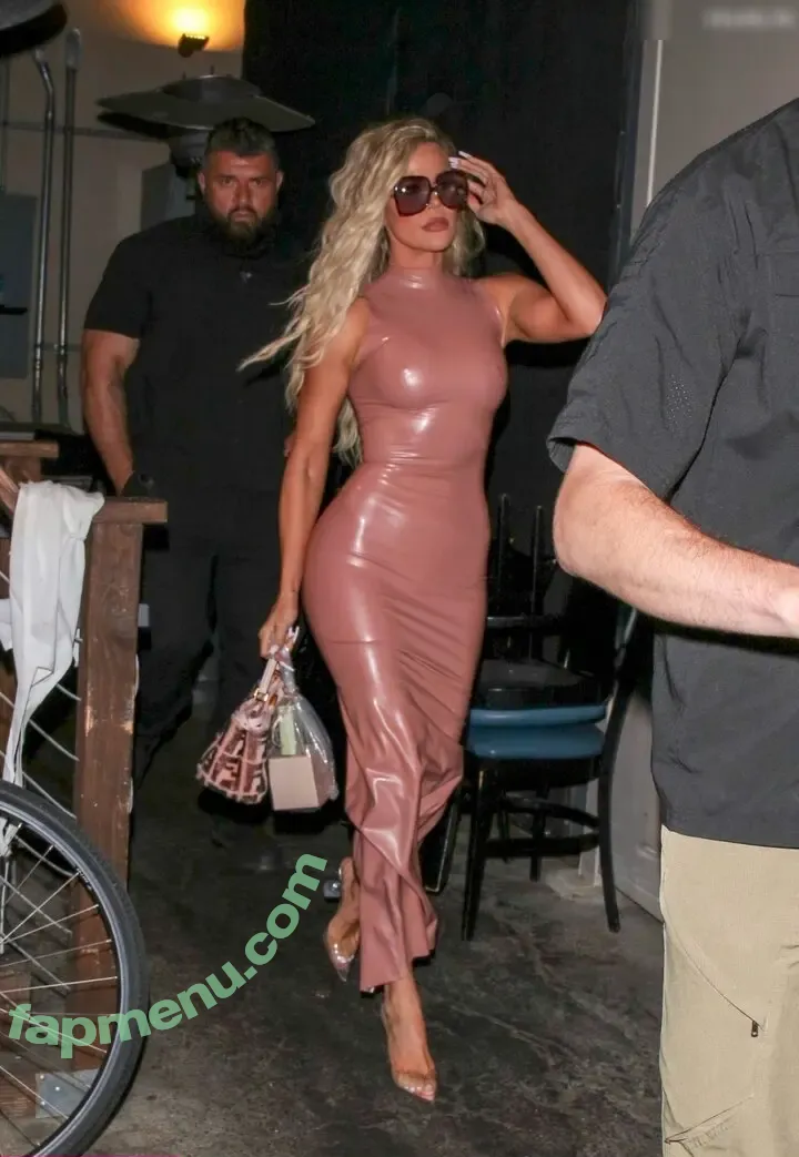 Khloé Kardashian nude photo #0024 (khloekardashian)