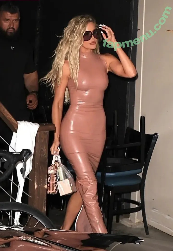 Khloé Kardashian nude photo #0032 (khloekardashian)