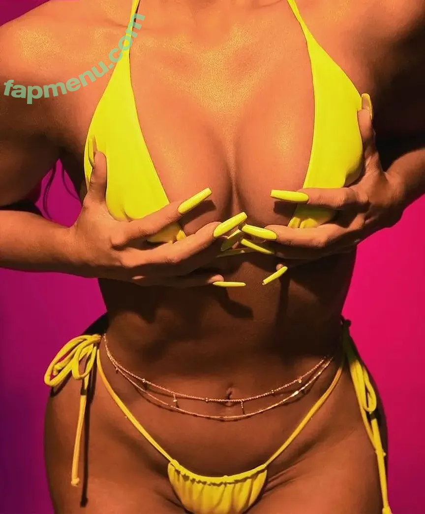 Khloe Kardashian nude photo #0824 (khloekardashian)