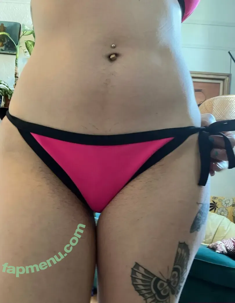 kia_star nude photo #0003 (kia_star_)
