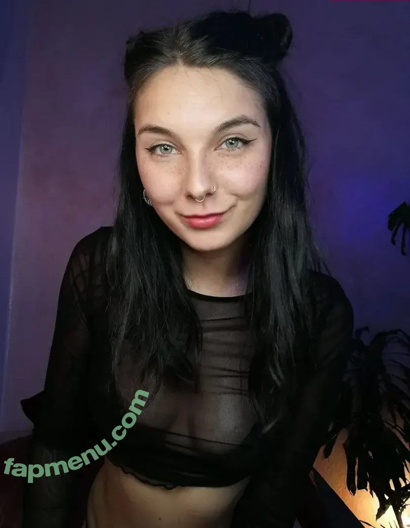 Kiakeeper nude photo #0001 (Kiakeeper)